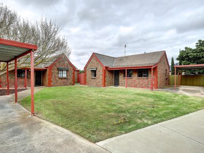2 / 6 Beatty Terrace, Murray Bridge