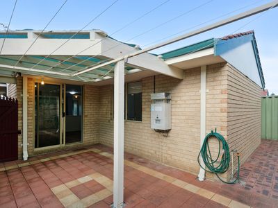 4 / 7 Catrine Court, Kingsley