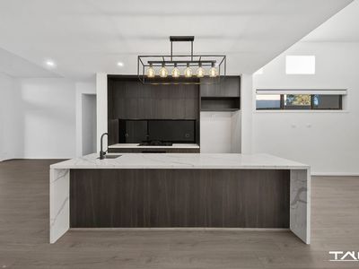 7 Gulshan Avenue, Claremont Meadows