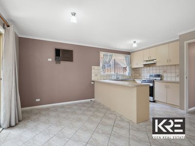 13 Ivan Crescent, Hampton Park