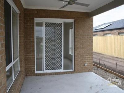 7 Snowy Drive, Lynbrook