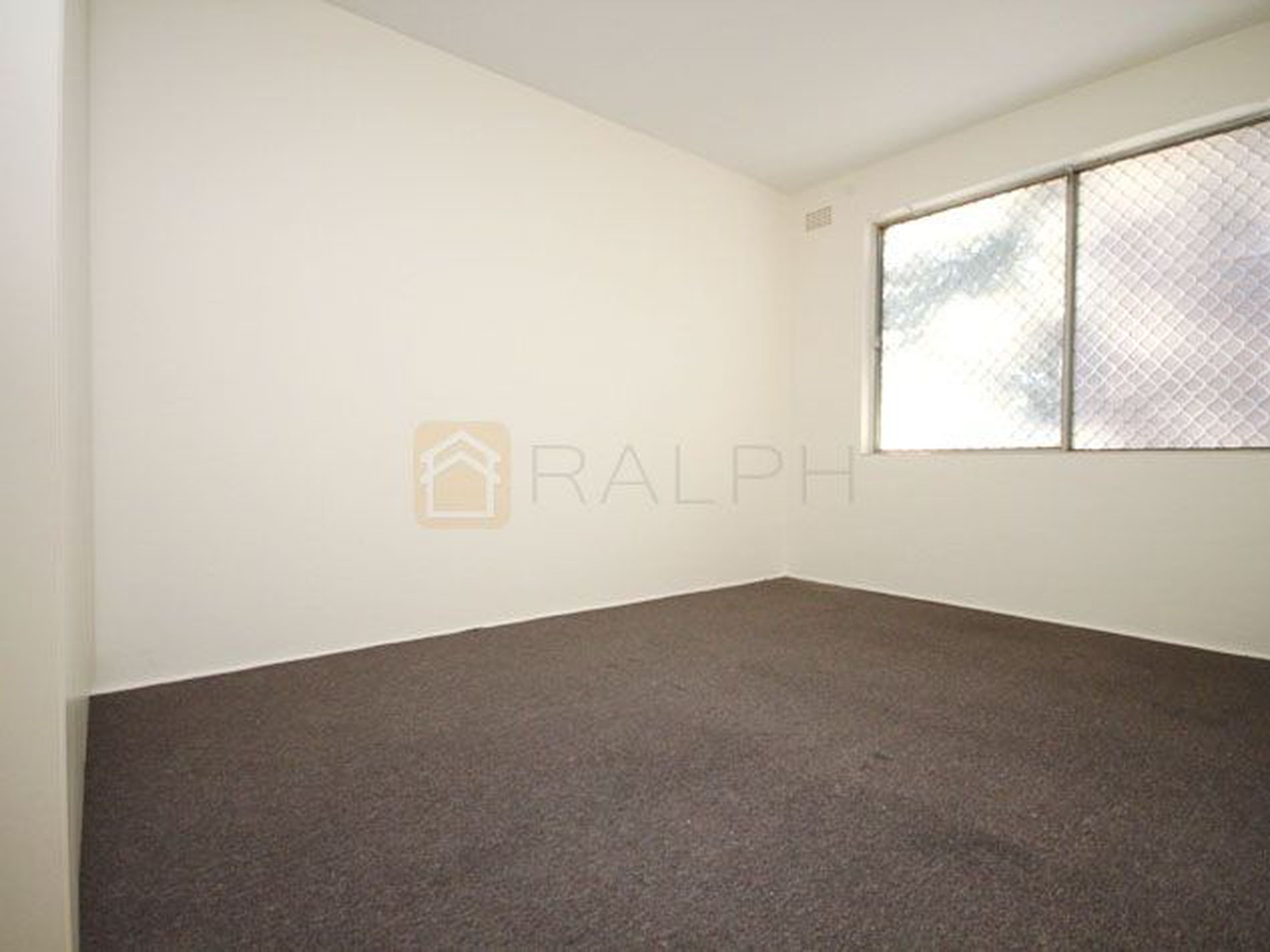 4 / 2 Macdonald Street, Lakemba