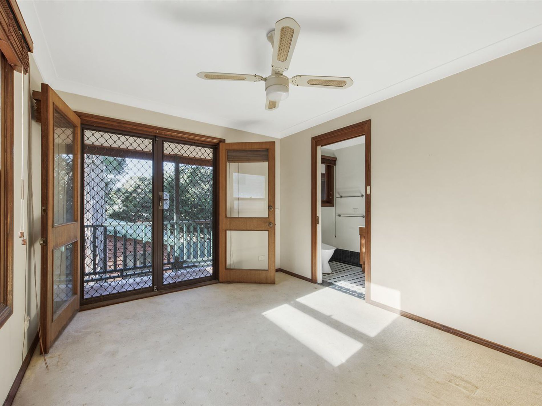 4 Gemini Way, Narrawallee