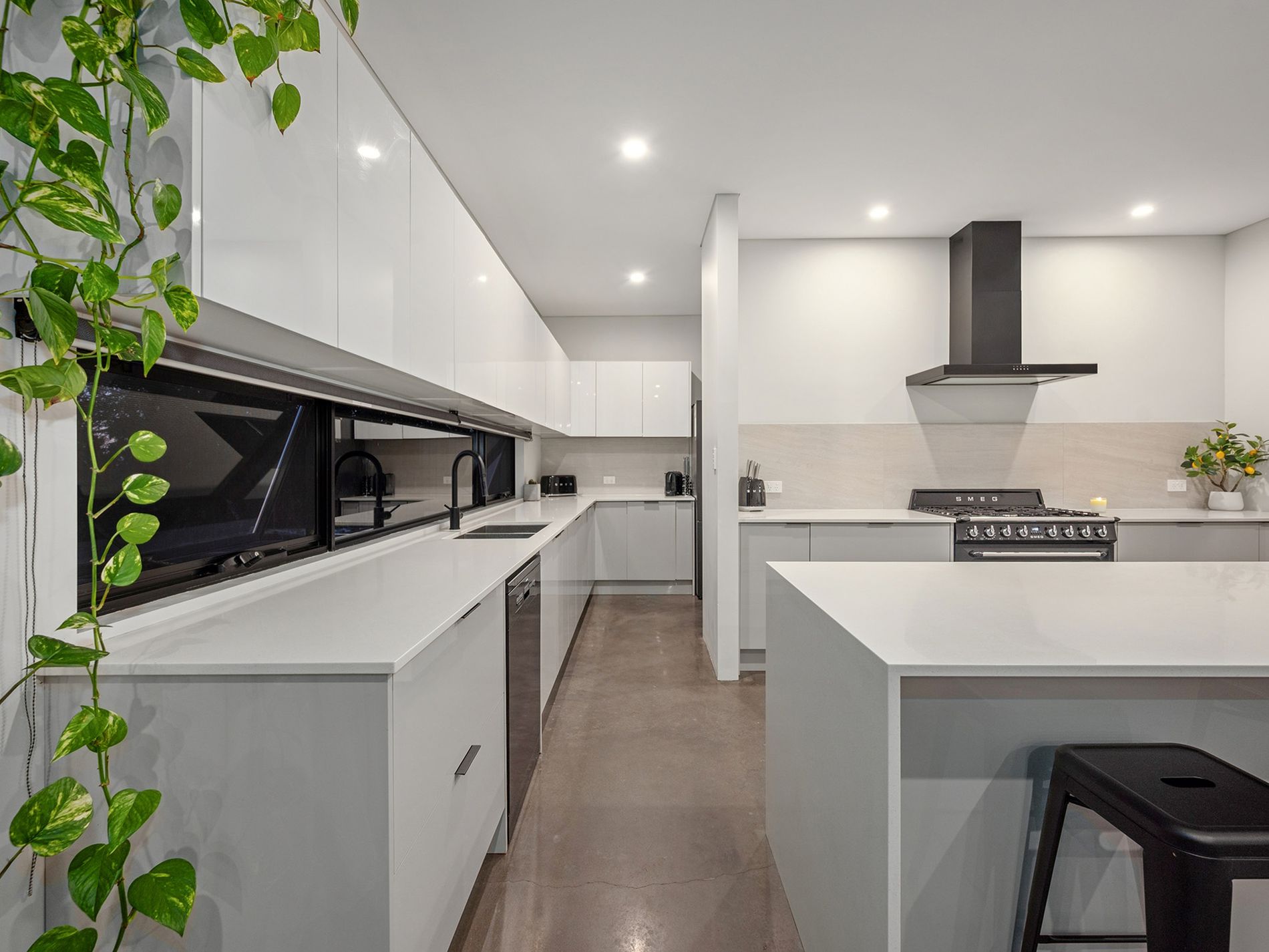 17 Bromfield Drive, Kelmscott