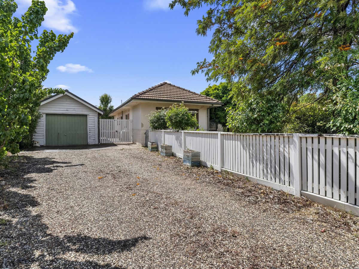 1 Meadows Avenue, Benalla