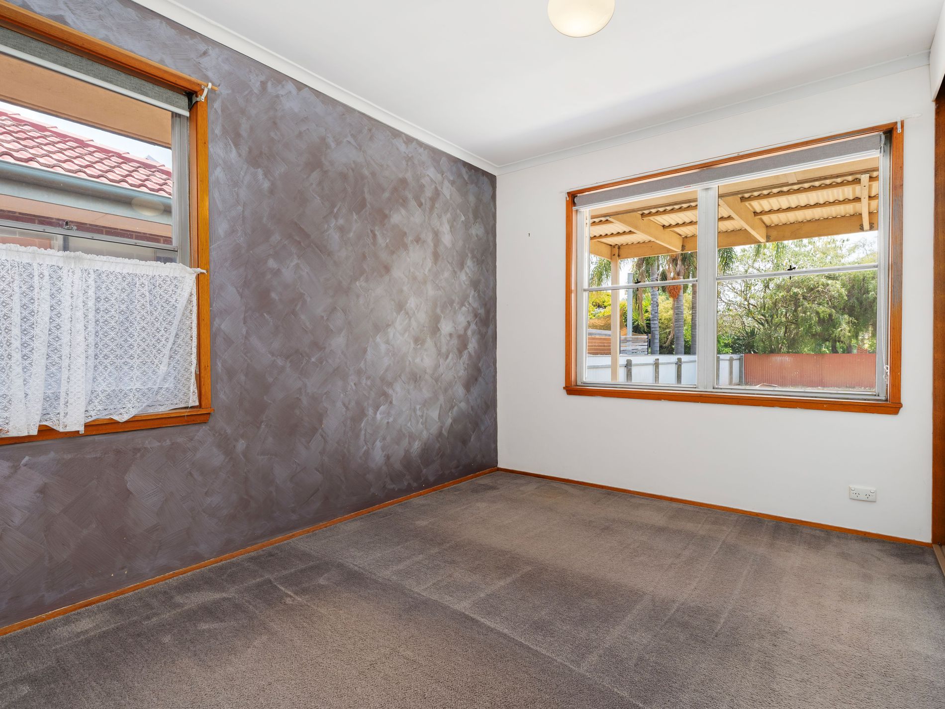 92 WILSON STREET, Wodonga