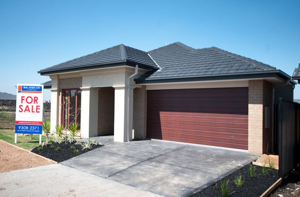 24 Oakgrove Drive, Craigieburn