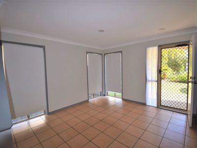 7 / 19 Harrow Place, Arundel