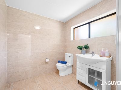 43 Oliveri Crescent, Green Valley