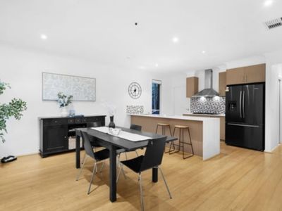 7 Donaldson Place, Point Cook