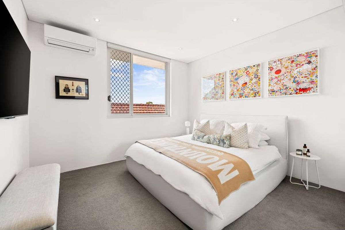 2 / 6 Moore Street, Bondi