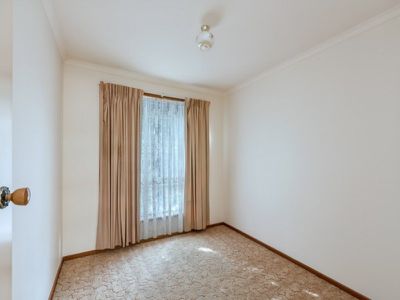 1 / 15 Sittella Court, Werribee