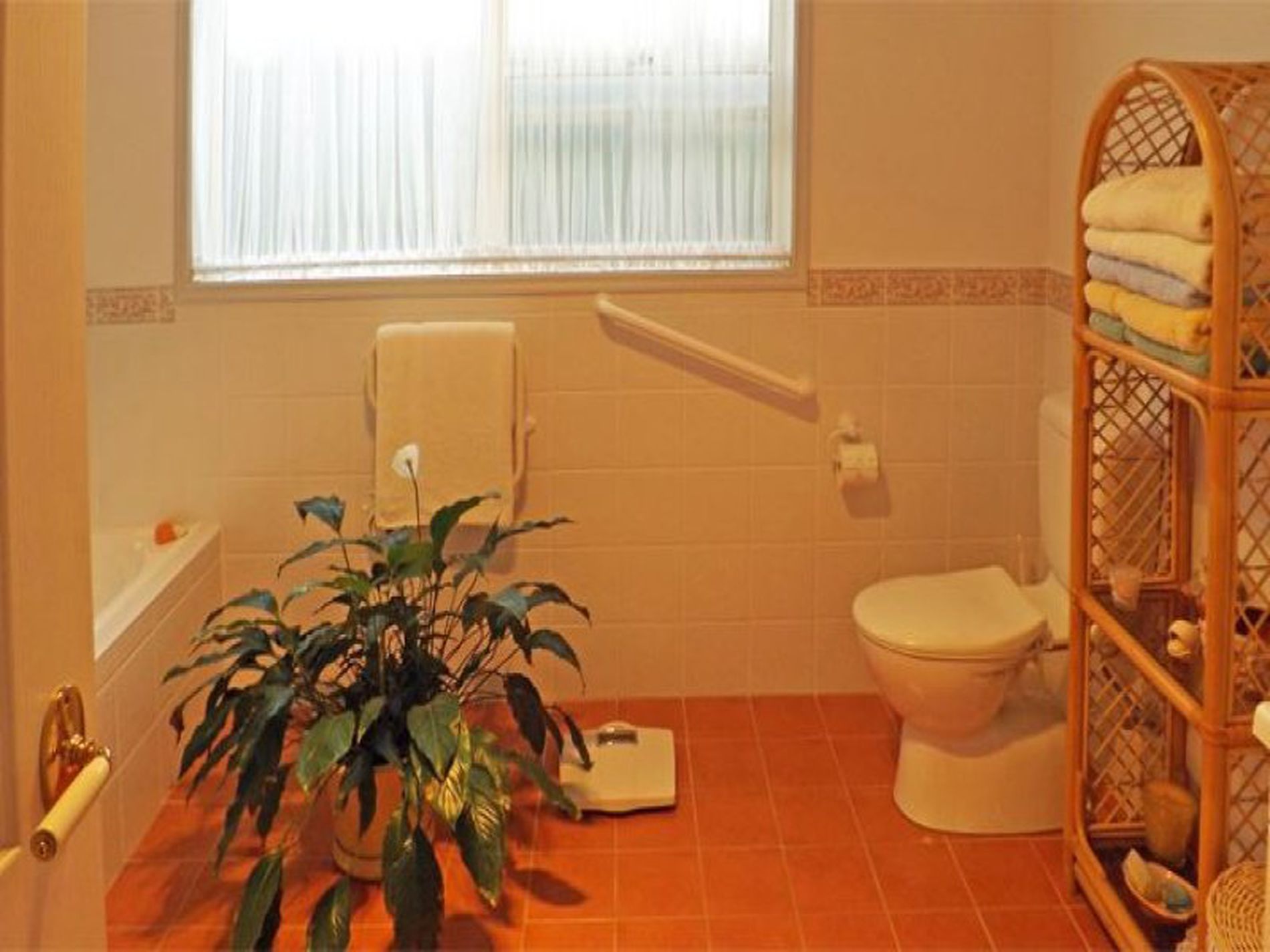 35 Leo Drive, Narrawallee