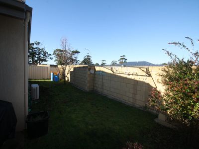 2 / 1 Moore Court, Wynyard
