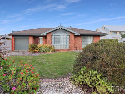1 / 5 Penny Avenue, Horsham