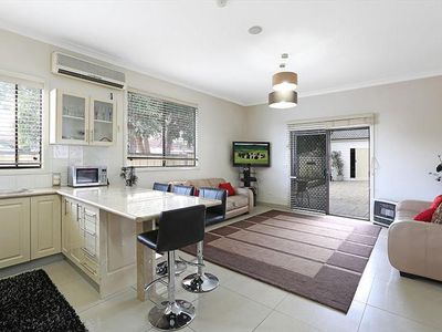 10 Chisholm Road, Auburn