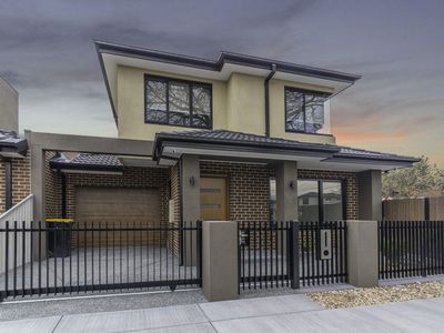 2 Helena Street, Clayton South