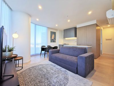 608 / 25 O'Sullivan Road, Glen Waverley