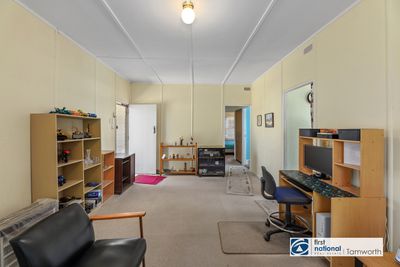 5 HUME STREET, Tamworth