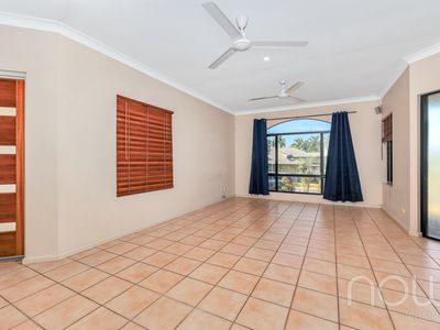 12 Kintore Place, Gunn