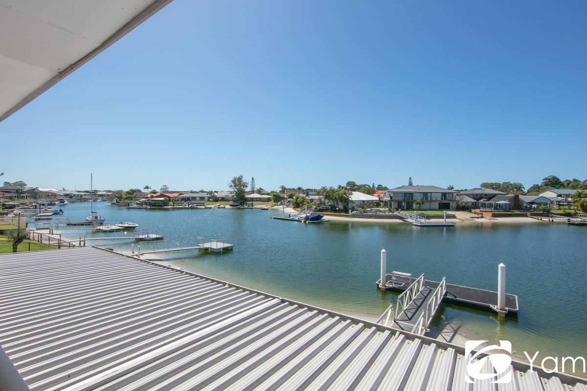 1 / 28 The Mainbrace, Yamba