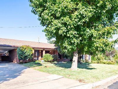 13 Belmore Place, Dubbo