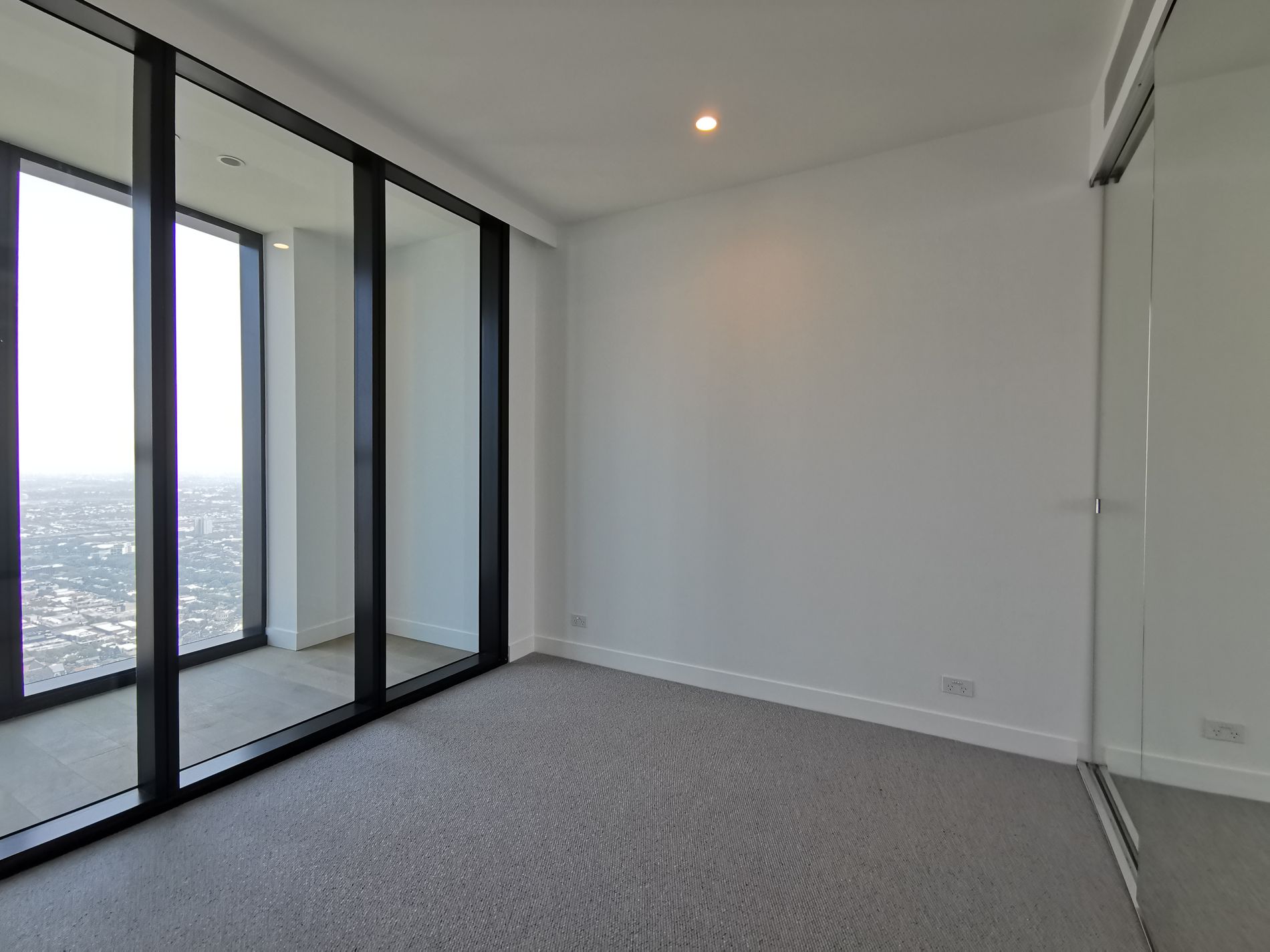 6810 / 160 Victoria Street, Carlton