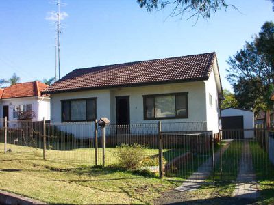 11 Devonshire Crescent, Oak Flats