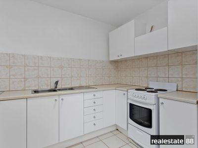 22 / 132 Mounts Bay Road, Perth