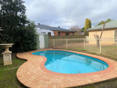 14 Ken Mcmullen Place, Dubbo