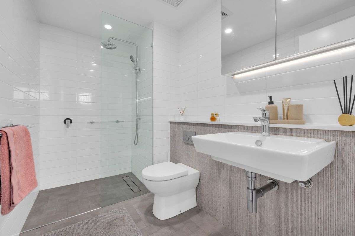 902 / 95 Linton Street, Kangaroo Point