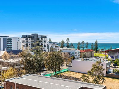 701 / 16 Burelli Street, Wollongong