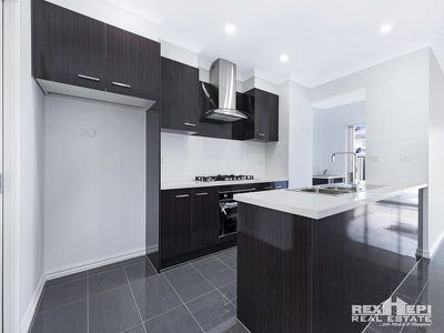 9 Pistachio Close, Hampton Park
