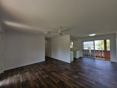 7 Armstrong Street, Atherton