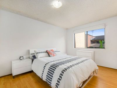 6 / 62-64 Kembla Street, Wollongong