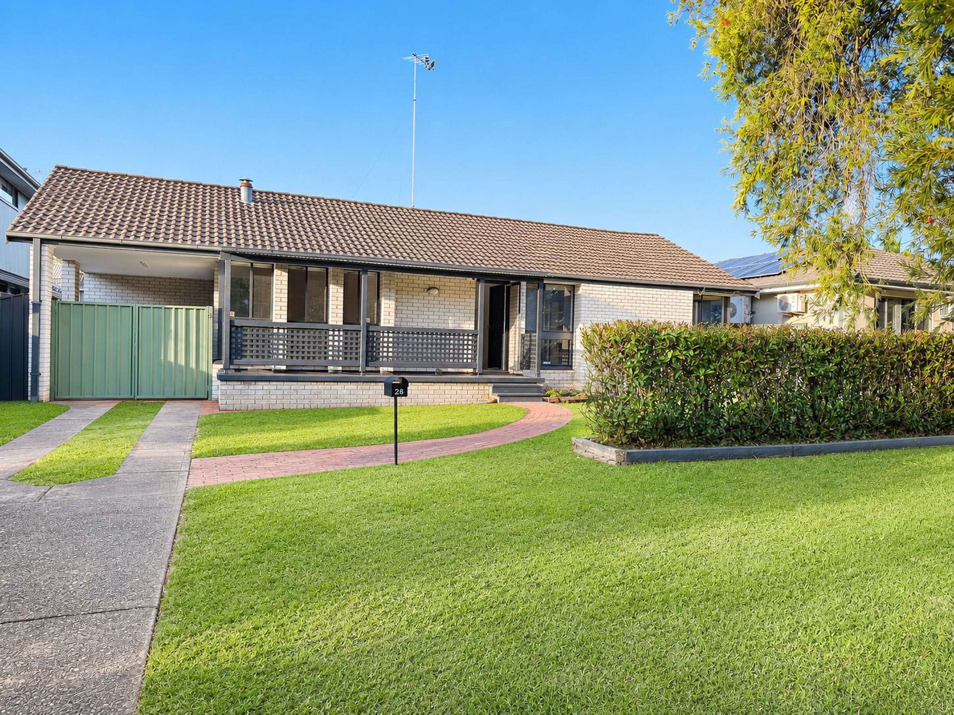 28 Greenway Drive, SOUTH PENRITH
