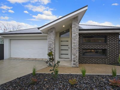 Unit 2 / & 4 8 James Street, Wodonga