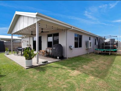 6 Lugano Mews, Andergrove