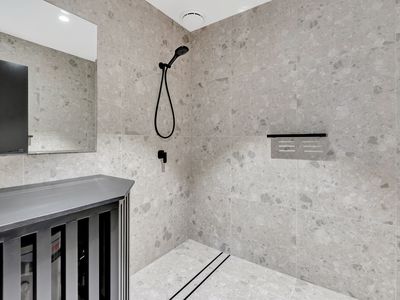 16 / 12-20 Lawrence Drive, Nerang
