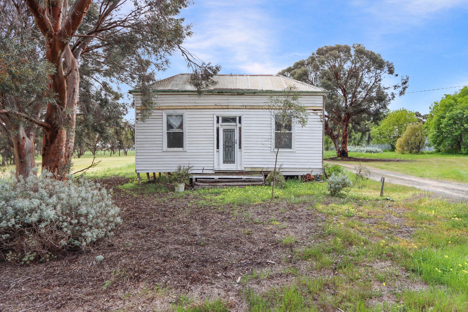 24 Yarrock Street, Kaniva