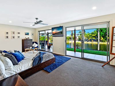 28 Bight Court, Mermaid Waters