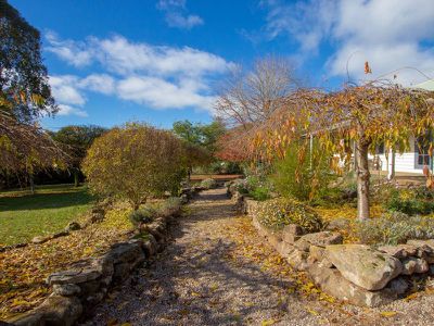 1085 Tabletop Road, Tolmie