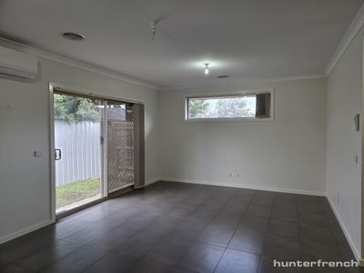 2/6 Burnett Court, Altona Meadows