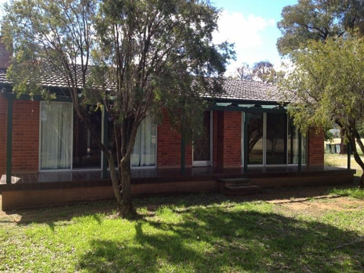 601 Nundle Road, Tamworth First National Real Estate Tamworth