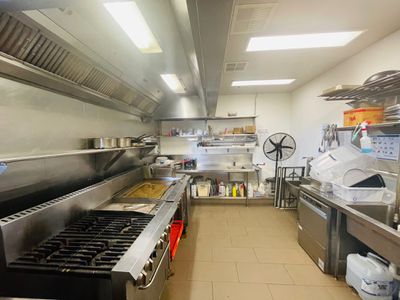 Shop1C / 82 Marine Pde , Southport