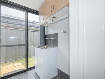 18 Ernest Way, Hilbert