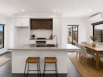 10 Kobe Street, Deanside