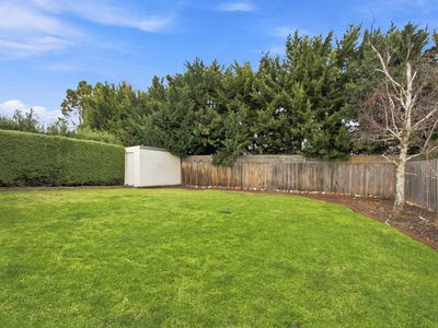 9 Yvette Close, Sale