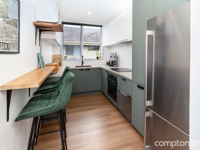6 / 7 Gordon Street, Footscray