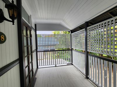 8 Barry Street, East Ipswich